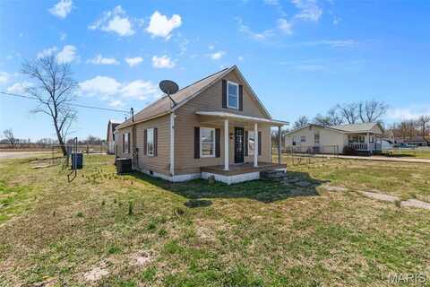 2501 Ellis Street, Scott City, MO 63780