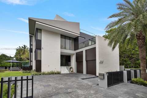 610 Harbor Cir, Key Biscayne, FL 33149