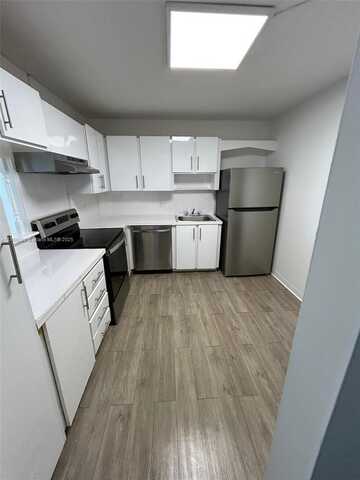 2801 NE 183rd St, Aventura, FL 33160