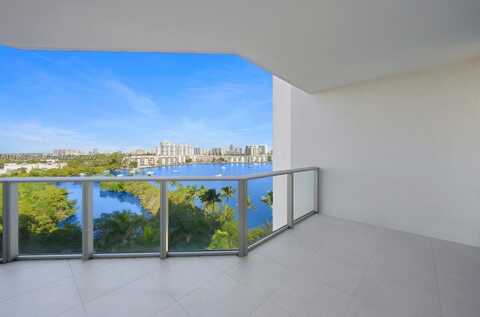 17301 Biscayne Blvd, North Miami Beach, FL 33160