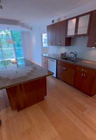 2000 N Bayshore Dr, Miami, FL 33137