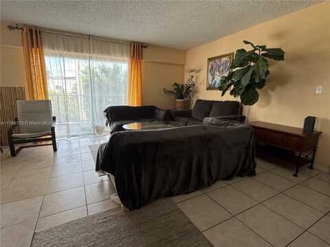 16508 NE 26th Ave, North Miami Beach, FL 33160