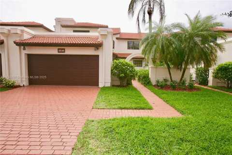 9340 NW 50th Doral Cir, Doral, FL 33178