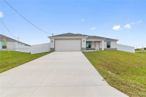 8022 Melody Cir, Labelle, FL 33935