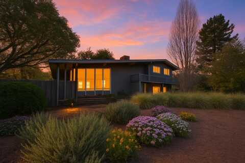 27983 Berwick DR, Carmel, CA 93923