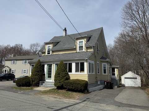 17 Moraine Pl, Brockton, MA 02301