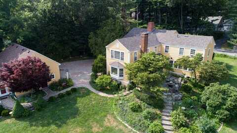 178 South St, Needham, MA 02492