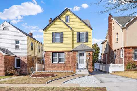 15-42 145th, Whitestone, NY 11357