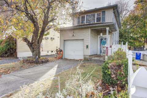 79a Old Broadway, New Hyde Park, NY 11040