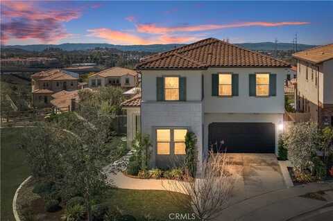 1818 Canyon Oaks Lane, Lake Forest, CA 92610