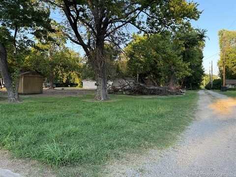 800 E DON TYLER, Dewey, OK 74029