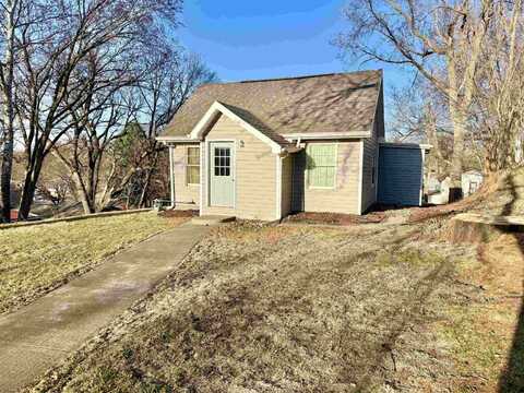 2533 S PATTERSON ST, Sioux City, IA 51106