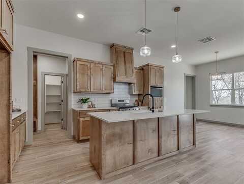 1208 Jerzee Mae Road, Blanchard, OK 73010