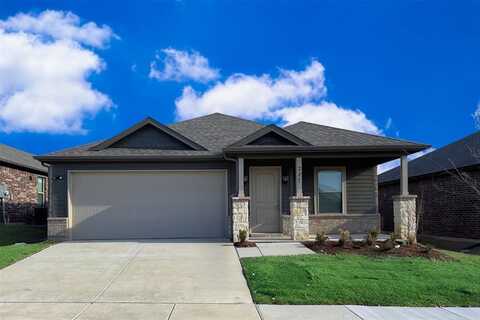 215 Fairmeade, Terrell, TX 75160