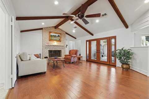 3824 Valley Lawn Place, Dallas, TX 75229