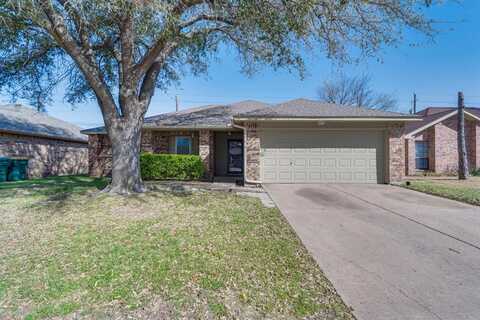 804 Simon Drive, Cedar Hill, TX 75104