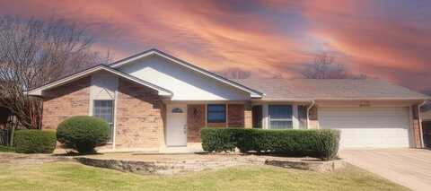 5919 Pleasant Hill Drive, Arlington, TX 76016