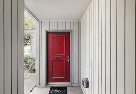 5047 N Hall Street, Dallas, TX 75235