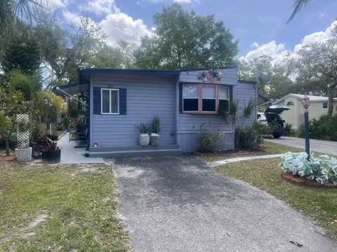 10521 Scenic Dr., Port Richey, FL 34668