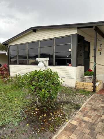 5700 Bayshore Rd, Palmetto, FL 34221