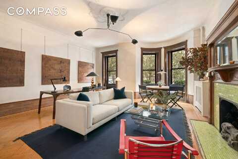 309 West 103rd Street, New York, NY 10025
