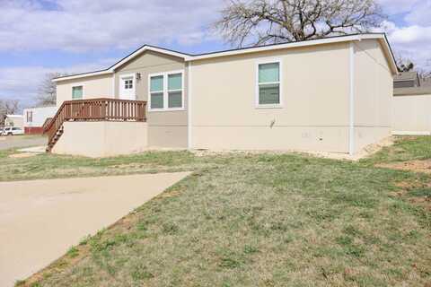 424 N Broadway St, Joshua, TX 76058