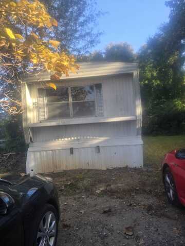 212 Stacy Tucker Cir, Gastonia, NC 28056
