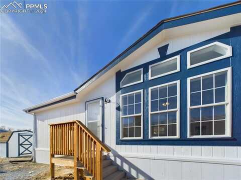 274 E Don Drive, Pueblo, CO 81007