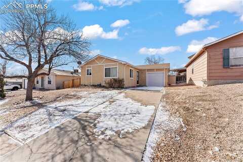 4901 Pioneer Road, Pueblo, CO 81008