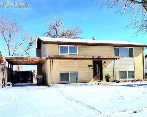2640 Lynwood Lane, Pueblo, CO 81005
