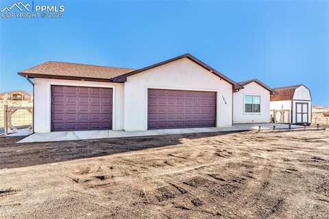 1216 N Whitetail Place, Pueblo, CO 81007