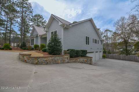 14 Minikahada Trail, Pinehurst, NC 28374