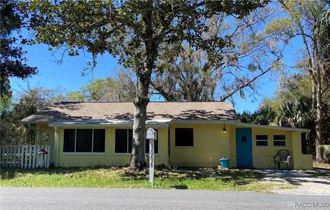 1006 NE 7th Avenue, Crystal River, FL 34428