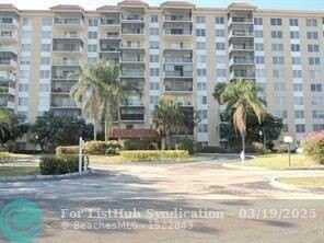 4174 Inverrary Dr, Lauderhill, FL 33319