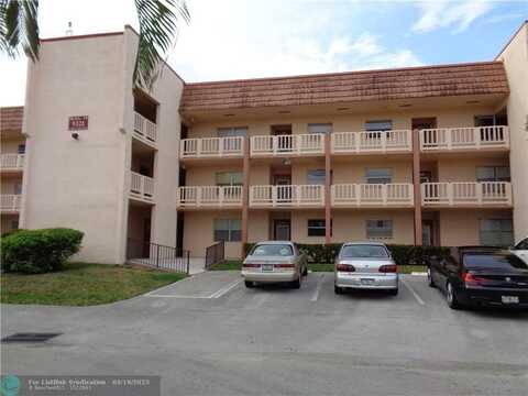 9321 Sunrise Lakes Blvd, Sunrise, FL 33322