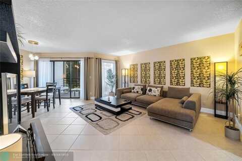 5701 Camino Del Sol, Boca Raton, FL 33433