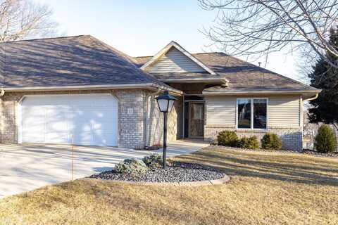 11 MCFARLAND Place, KAUKAUNA, WI 54130