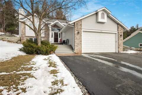 319 Hampton Court, Altoona, WI 54720
