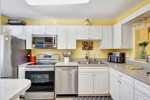 139 Sparrow Drive, Royal Palm Beach, FL 33411