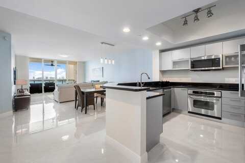 2650 Lake Shore Drive, Riviera Beach, FL 33404