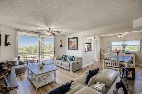 3465 Via Poinciana, Lake Worth, FL 33467
