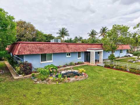 1616 Crandon Avenue, Haverhill, FL 33407