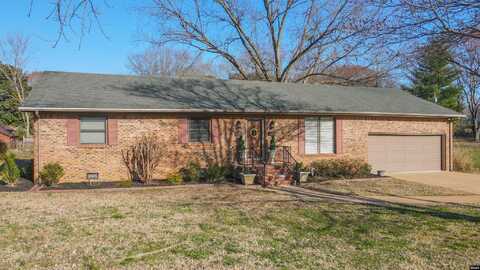710 S McCombs, Martin, TN 38237