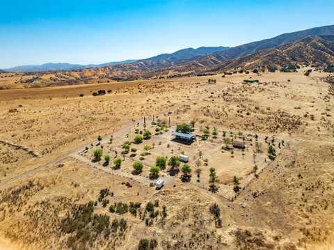 8300 Foothill Road, NEW CUYAMA, CA 93254