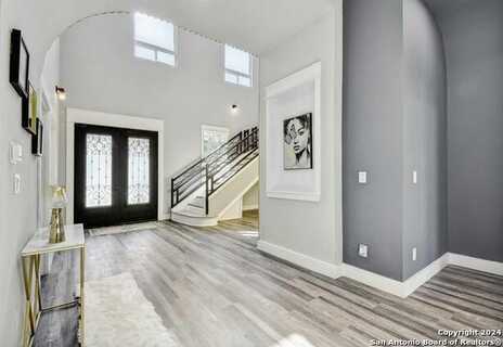 131 FRIENDLYWOOD DR, Canyon Lake, TX 78133