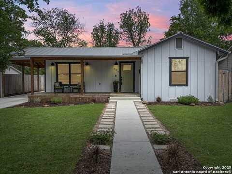 606 Harper St, Kerrville, TX 78028