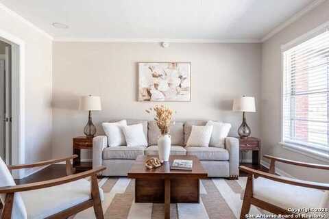 258 Chesswood, San Antonio, TX 78228
