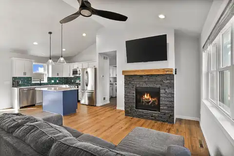 665 Porter Road, Evansville, WI 53536