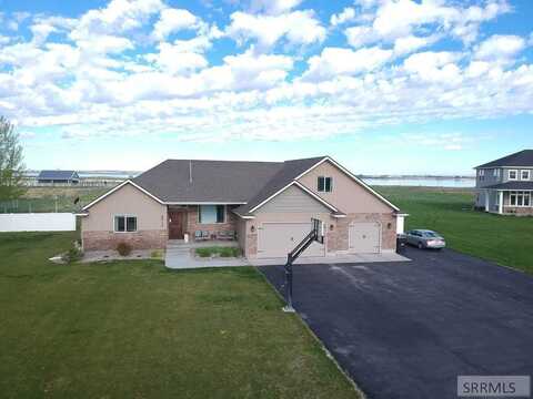 2513 South Bay Place, American Falls, ID 83211