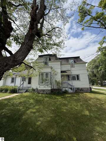 103 Ottawa, Elk Rapids, MI 49629